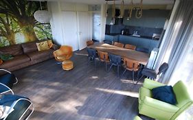 Cosy Holiday Home With Terrace Near Natural Park In Lemele